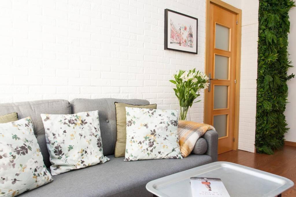 Zona 1 Santa Cruz Parking Privado Apartment เซบีญา ภายนอก รูปภาพ