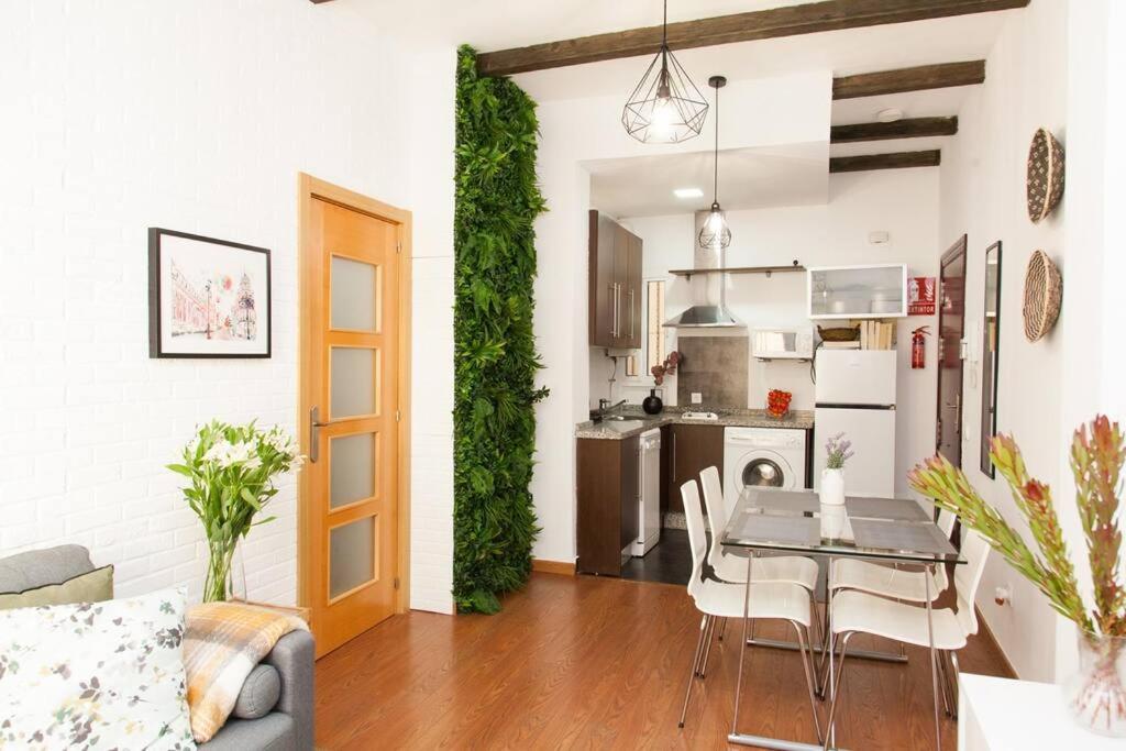 Zona 1 Santa Cruz Parking Privado Apartment เซบีญา ภายนอก รูปภาพ